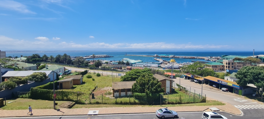 3 Bedroom Property for Sale in Mossel Bay Central Western Cape